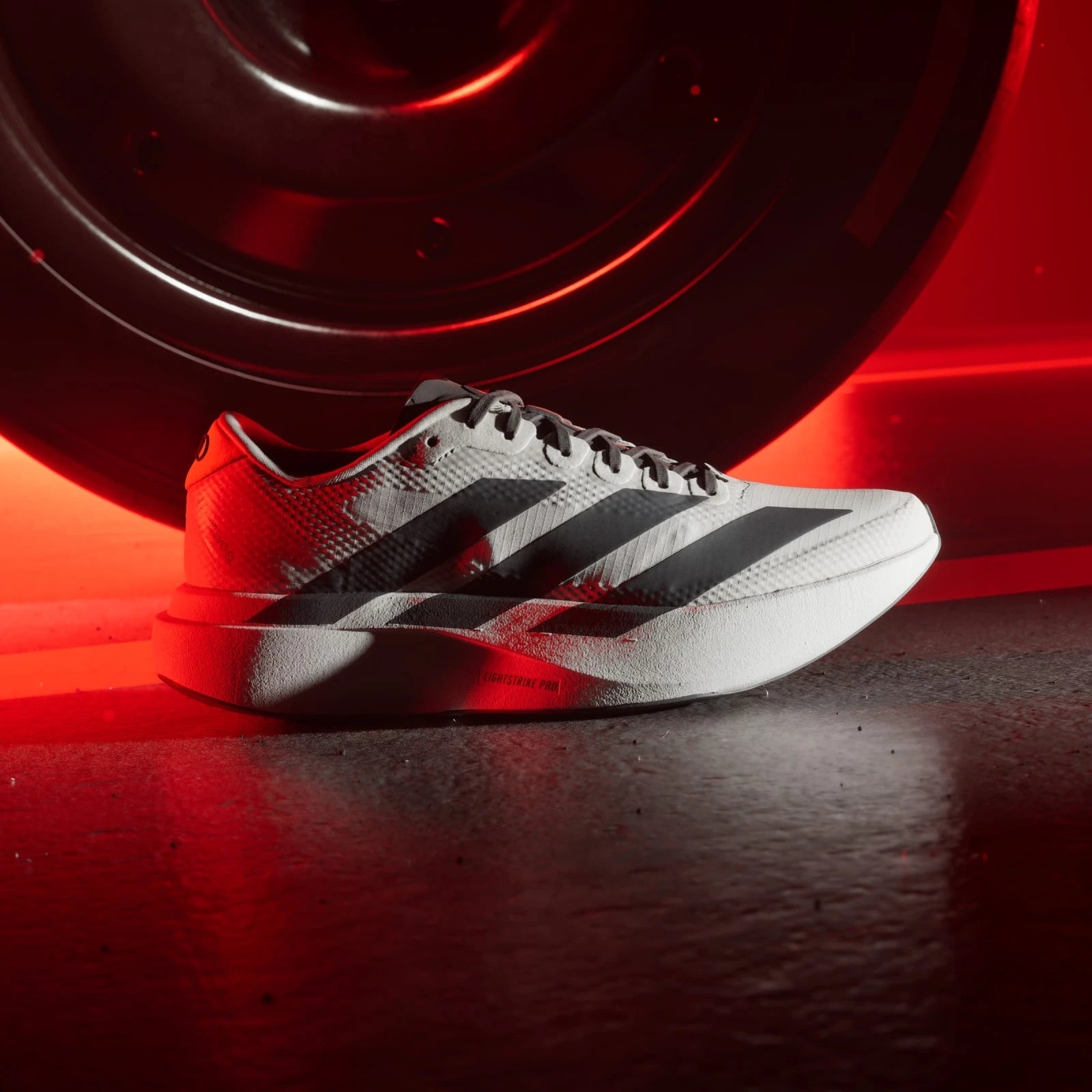 Adidas Tênis Adizero Evo SL Audi Revolut F1 Team Chalk Pearl