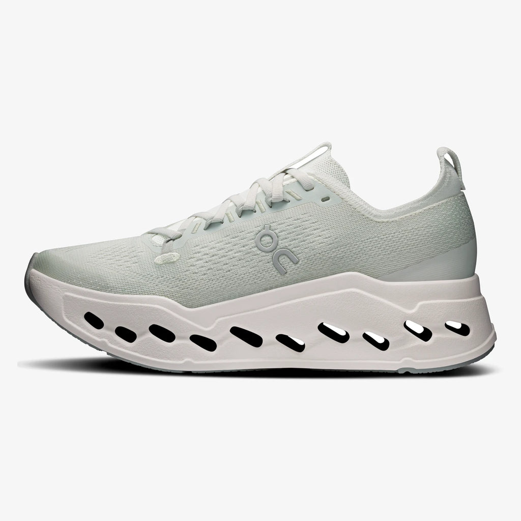 On Cloudsurfer Max Iceberg Ivory