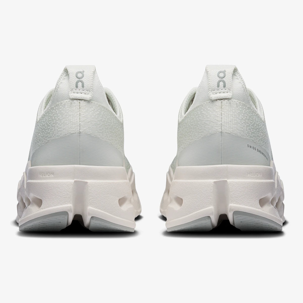 On Cloudsurfer Max Iceberg Ivory