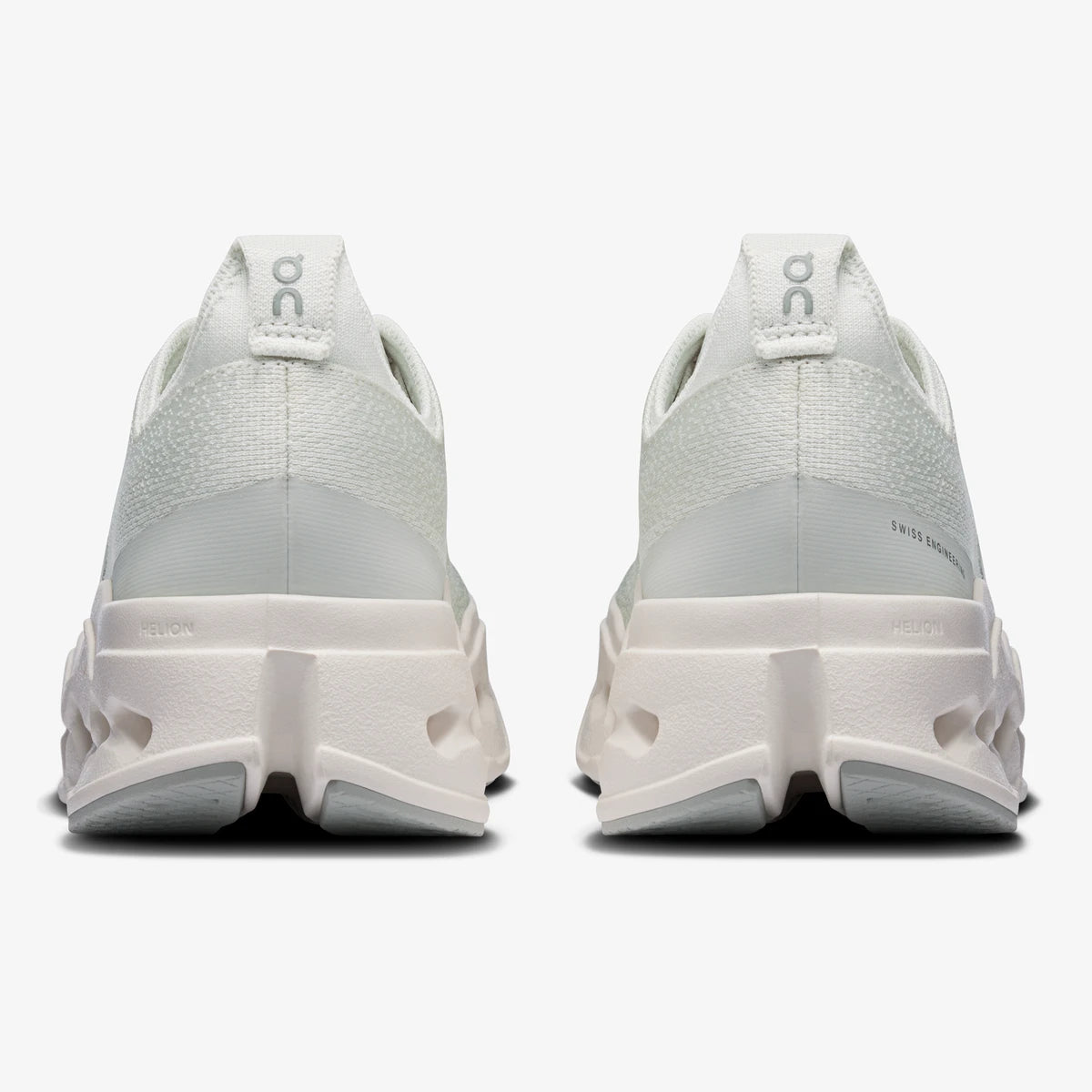 On Cloudsurfer Max Iceberg Ivory