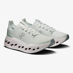 On Cloudsurfer Max Iceberg Ivory