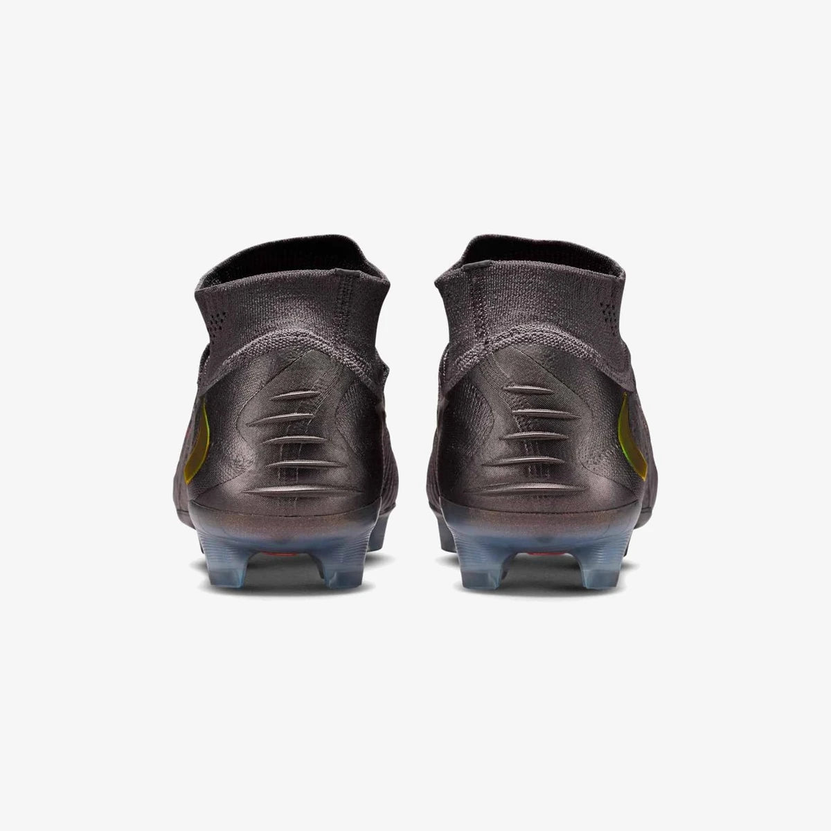 Nike Chuteira Campo Phantom 6 Elite High LV8 Marrom