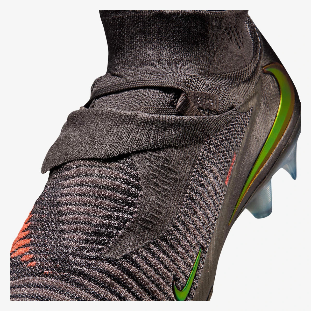 Nike Chuteira Campo Phantom 6 Elite High LV8 Marrom