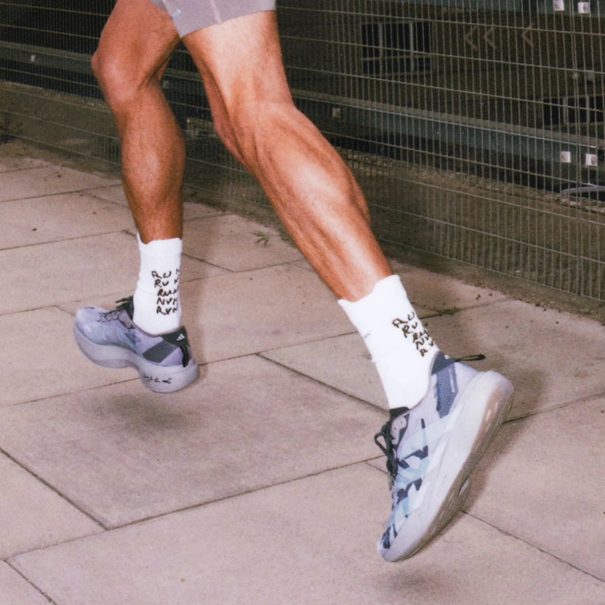 Adidas Tênis Adizero EVO SL Dove Cinza