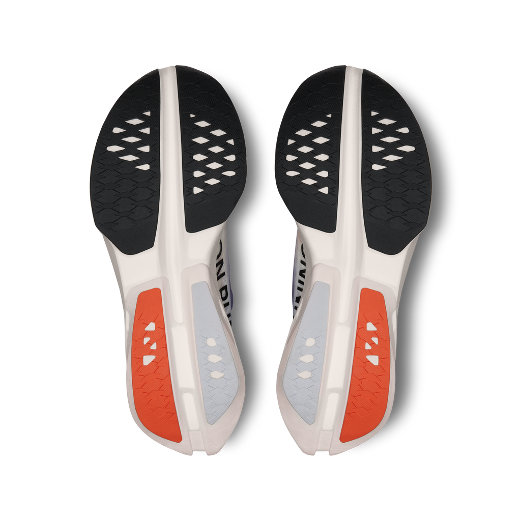 On Cloudboom Strike Feminino White Flame