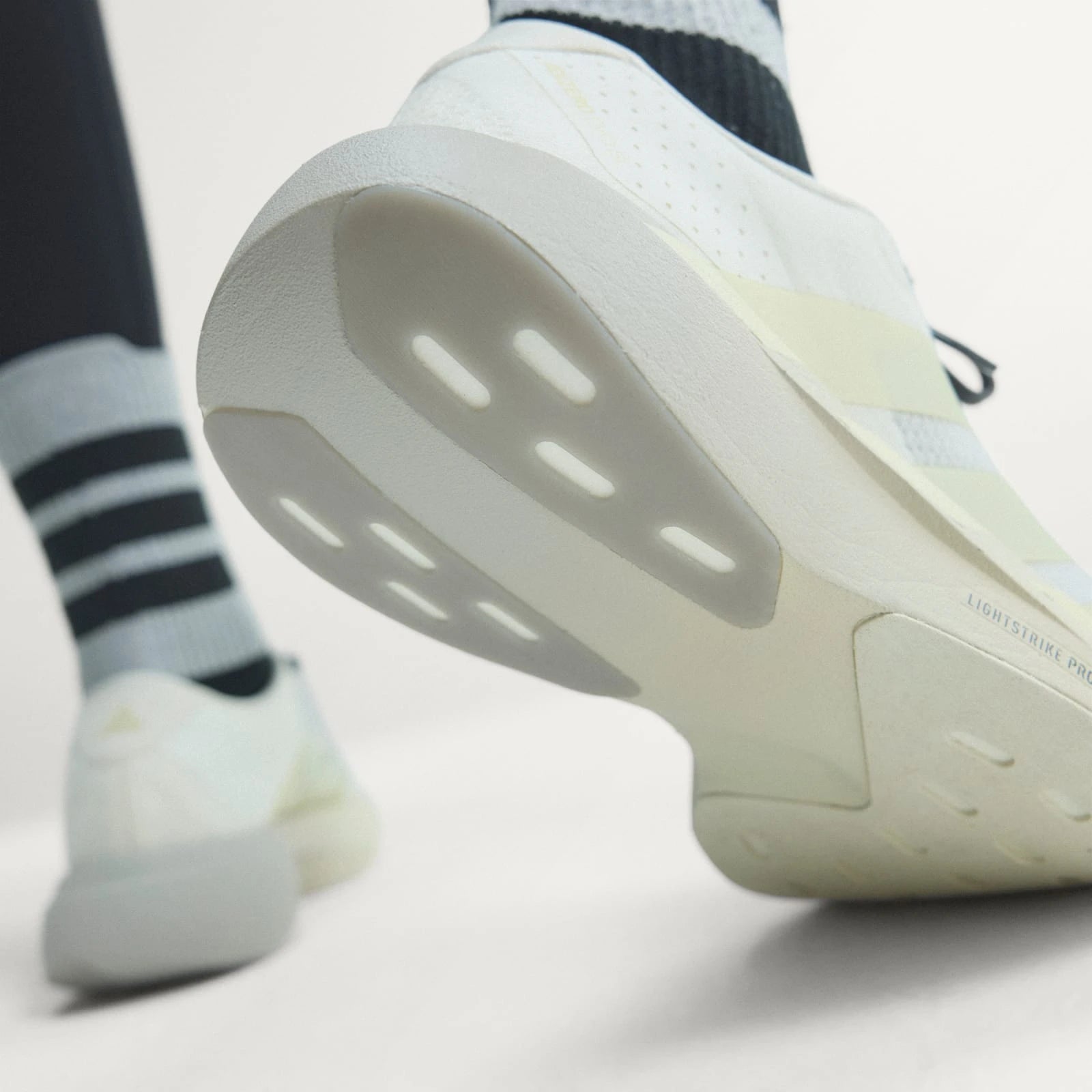 Adidas Tênis adizero EVO SL Branco