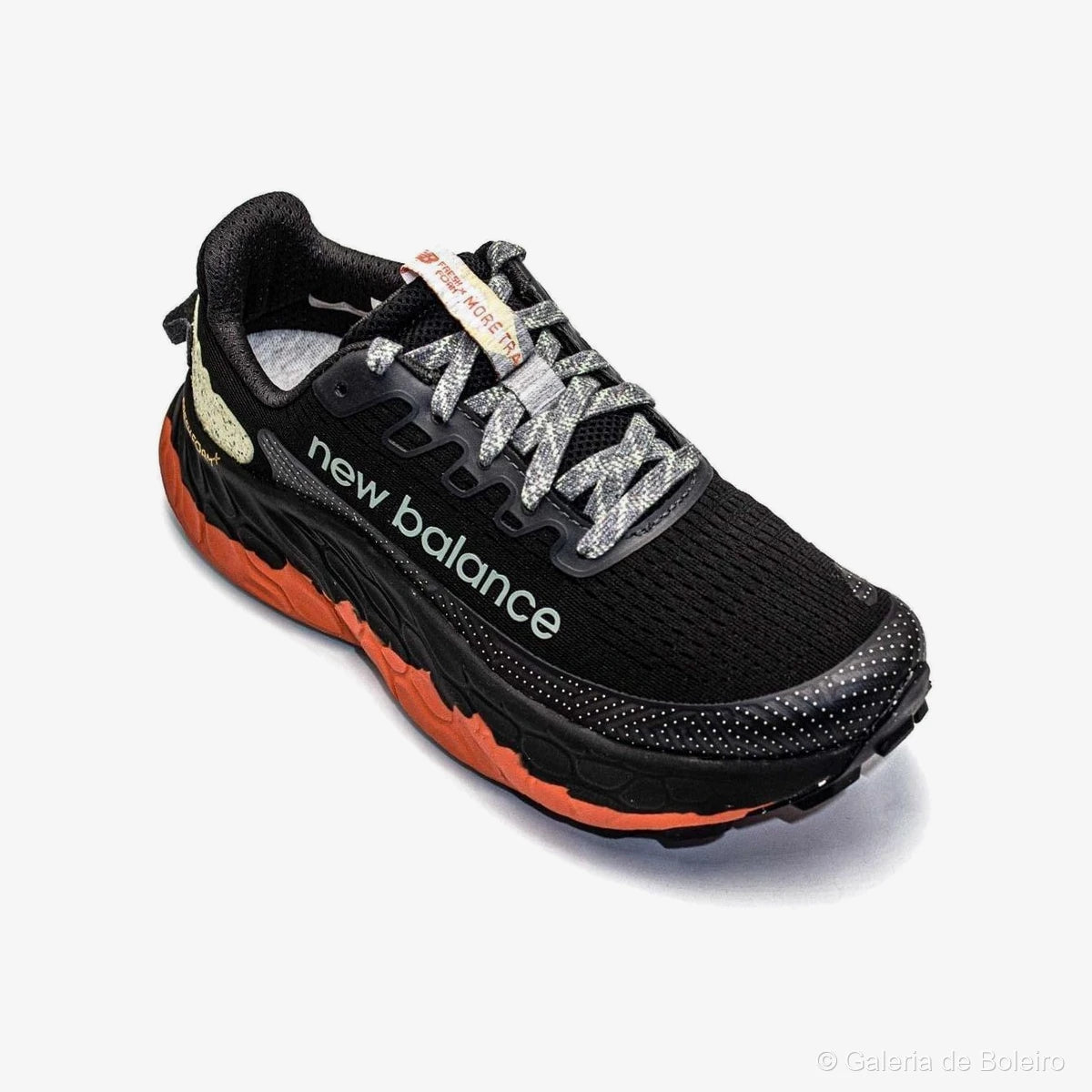 New Balance Tênis Fresh Foam X Trail More V3 Corrida - Preto e Laranja