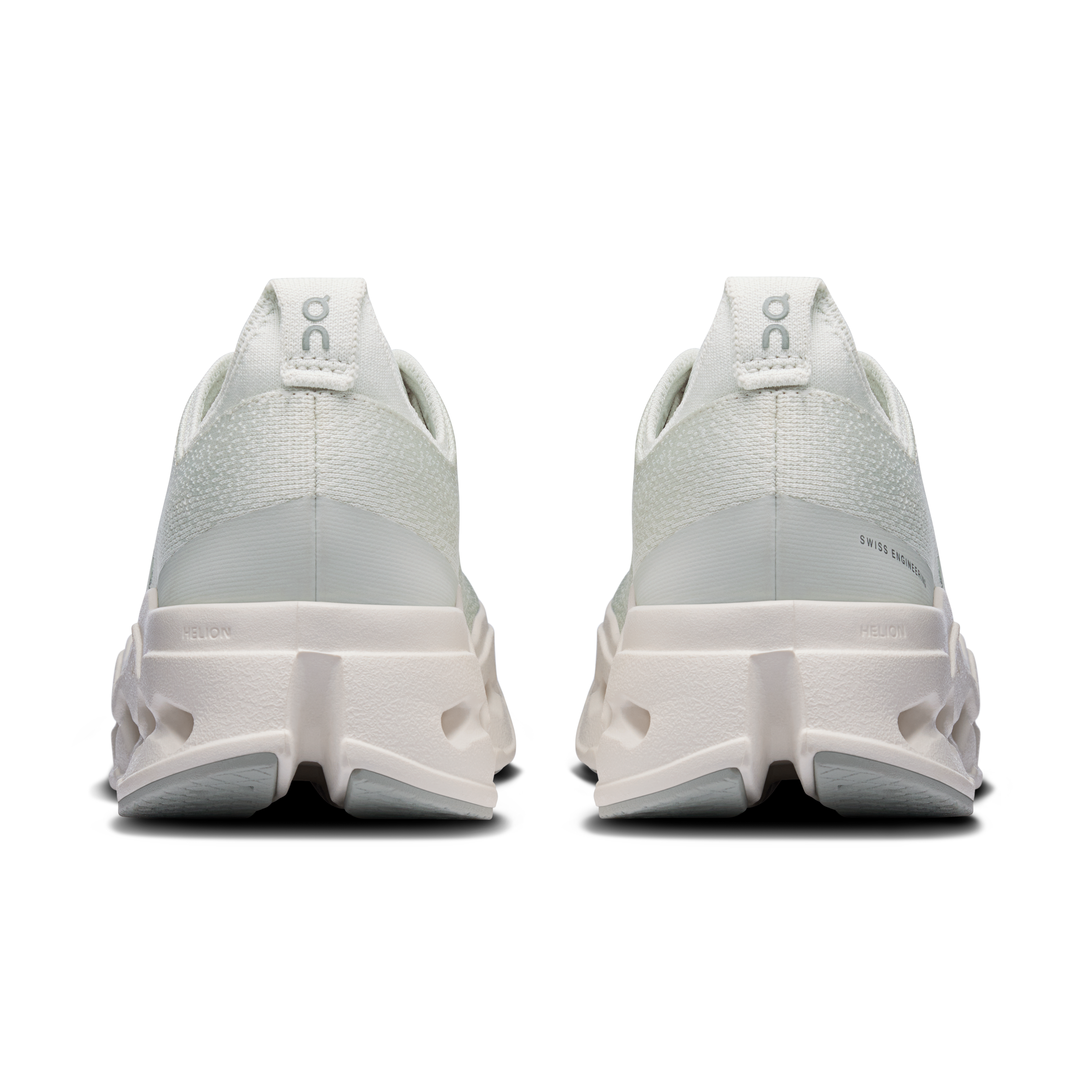 On Cloudsurfer Max Iceberg Ivory