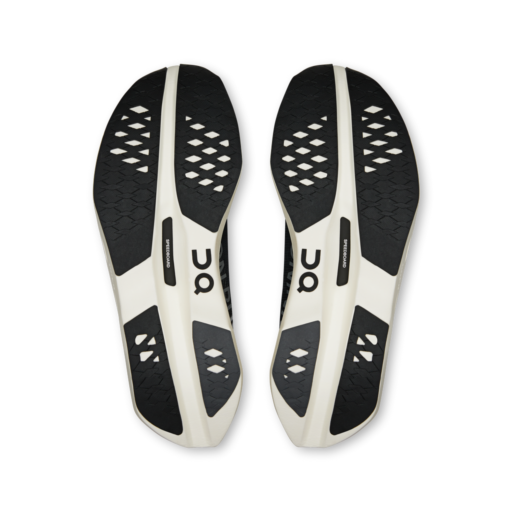 On Cloudboom Volt Feminino White Black