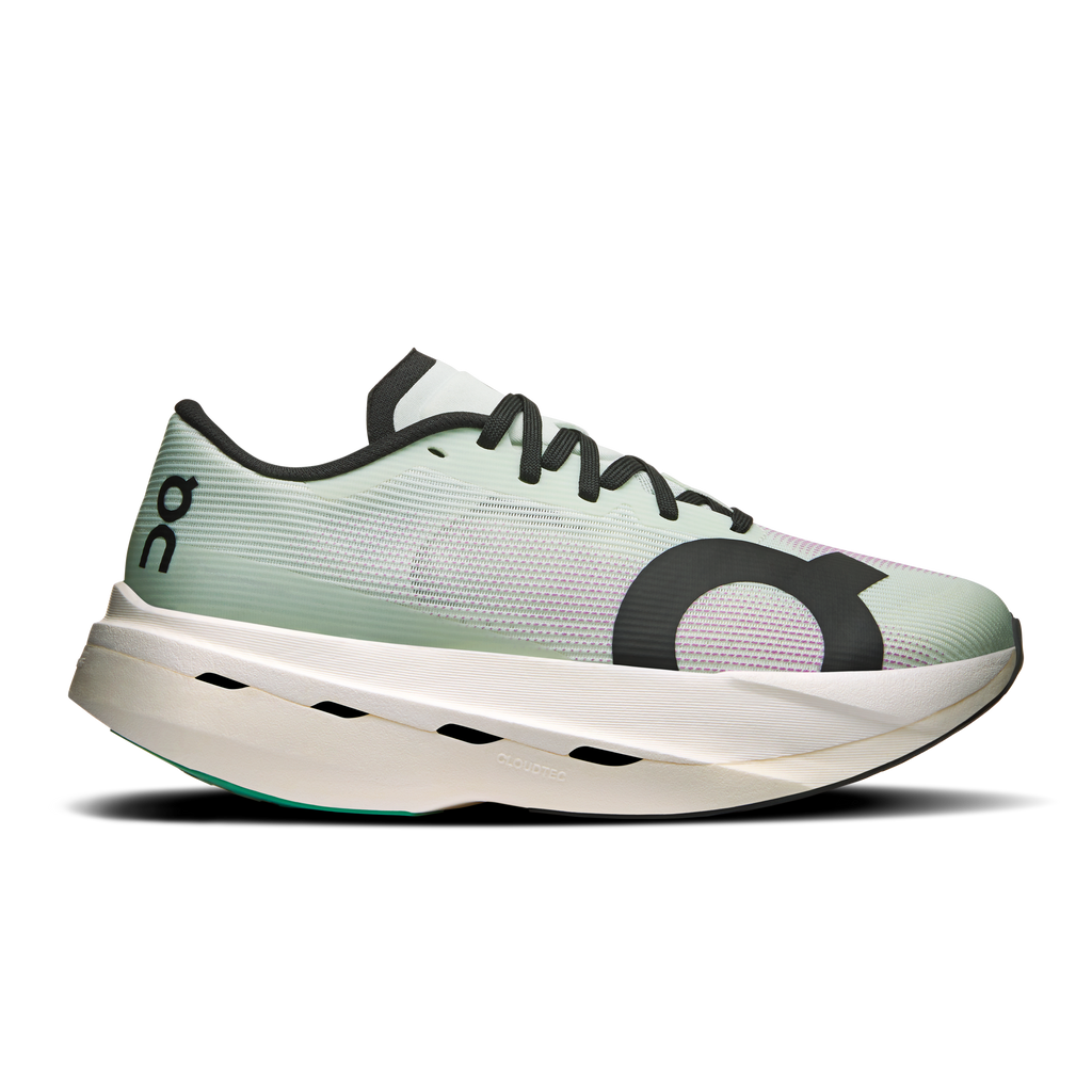 On Cloudboom Volt Feminino Iceberg Sakura