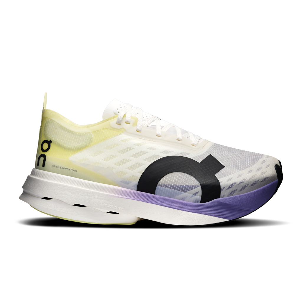 On Cloudboom Strike Feminino Juniper Limelight