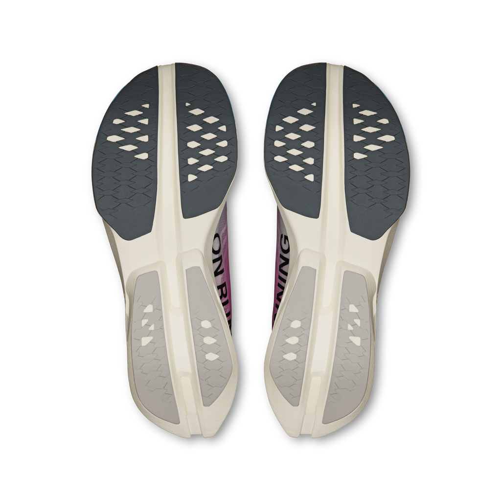 On Cloudboom Strike Masculino White Horizon
