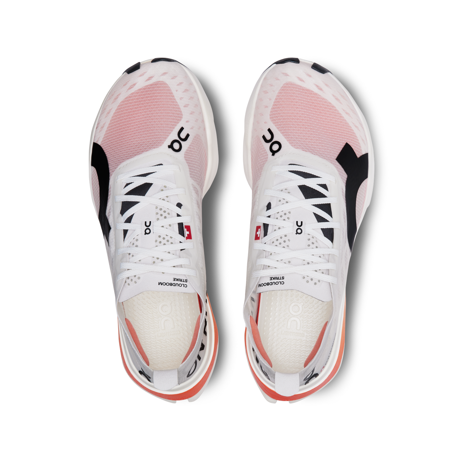 On Cloudboom Strike Feminino White Black