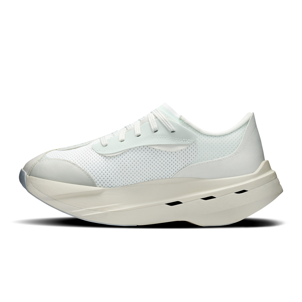 On Cloudboom Volt PAF Feminino White Gale