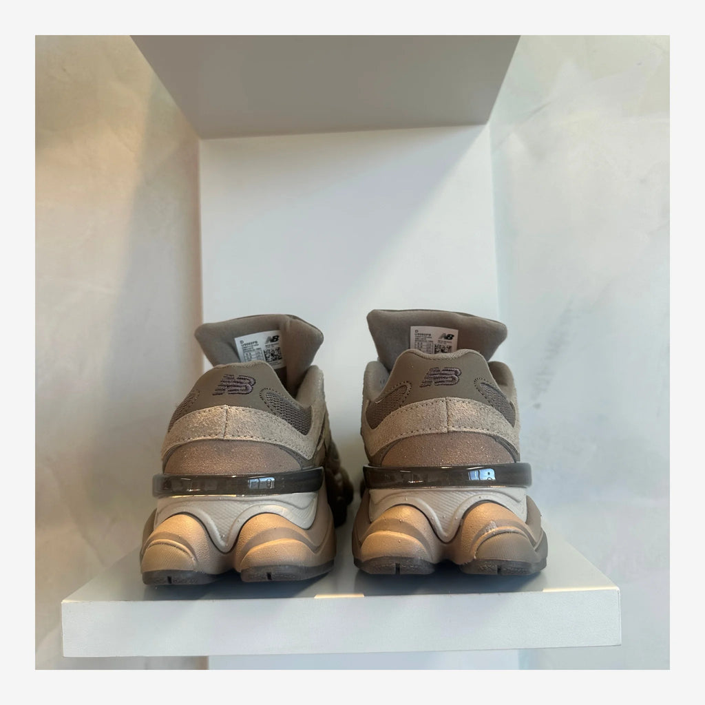 New Balance 9060 Mushroom Timberwolf (Pronta Entrega)