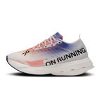 On Cloudboom Strike Feminino White Flame