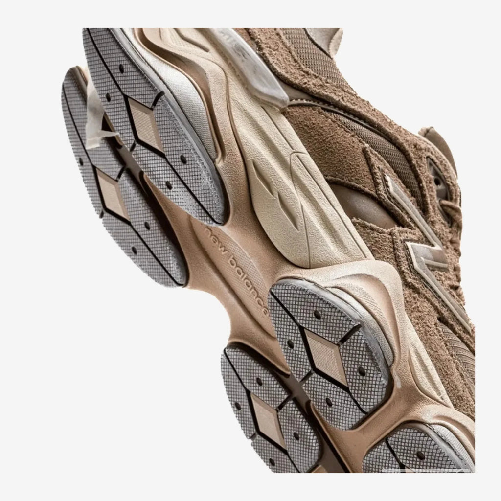 New Balance 9060 Mushroom Timberwolf