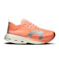 On Cloudboom Strike Feminino Sunstone White