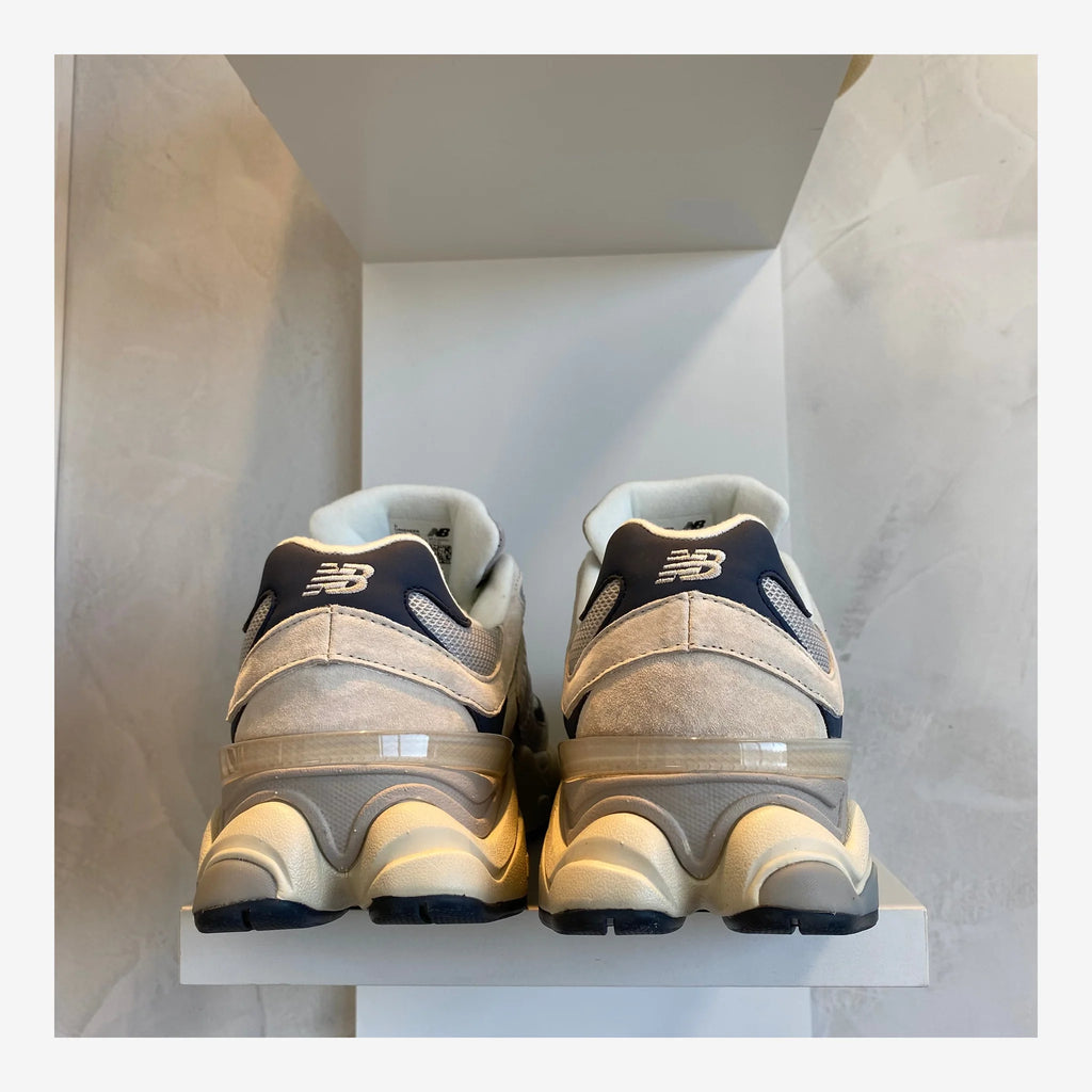 New Balance 9060 Moonrock Linen (Pronta Entrega)