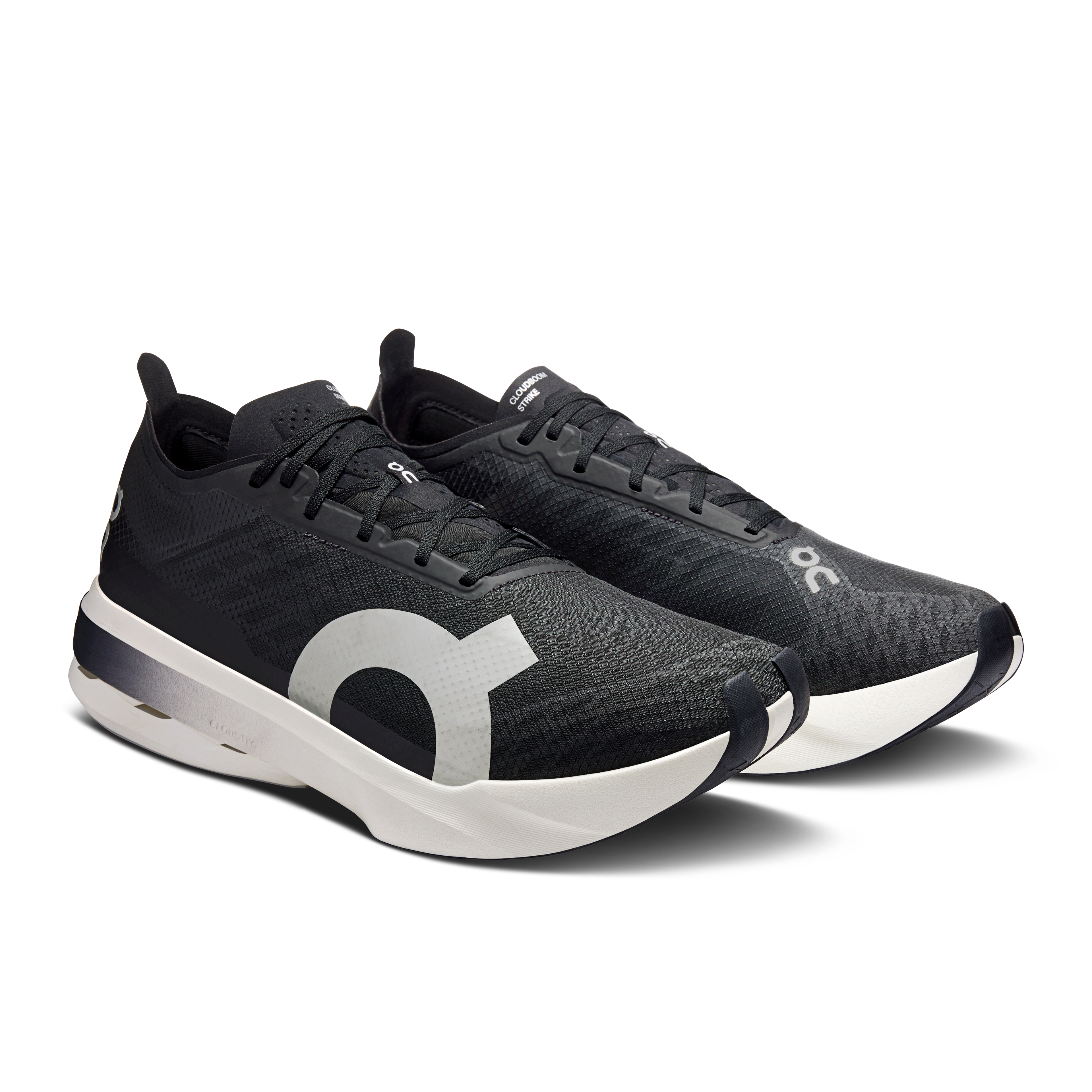 On Cloudboom Strike Masculino Black White
