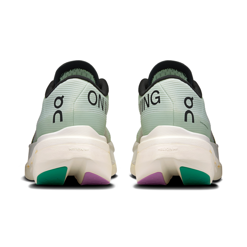 On Cloudboom Volt Feminino Iceberg Sakura