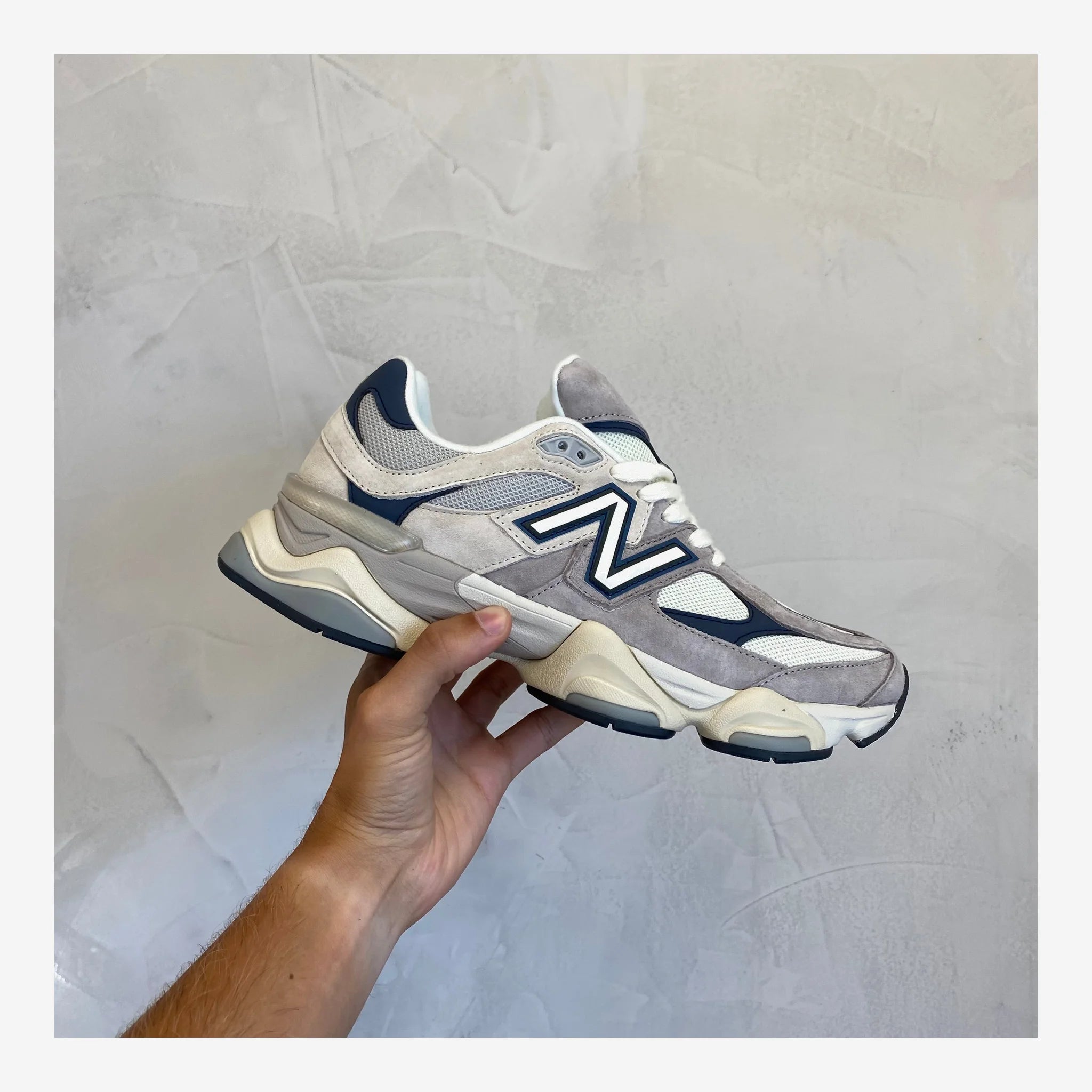 New Balance 9060 Moonrock Linen (Pronta Entrega)
