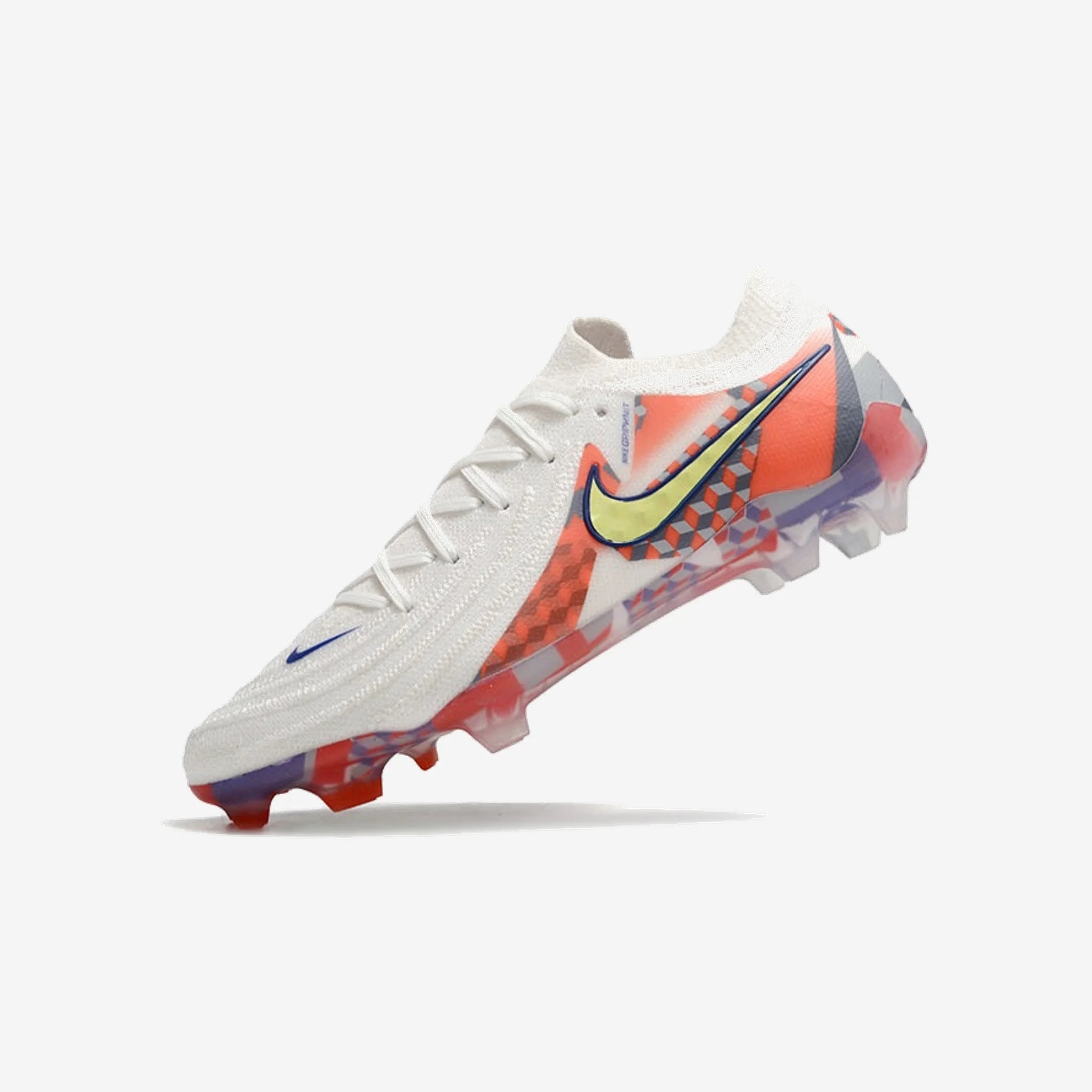 Chuteira Campo Nike Phantom Luna Elite (Fg)