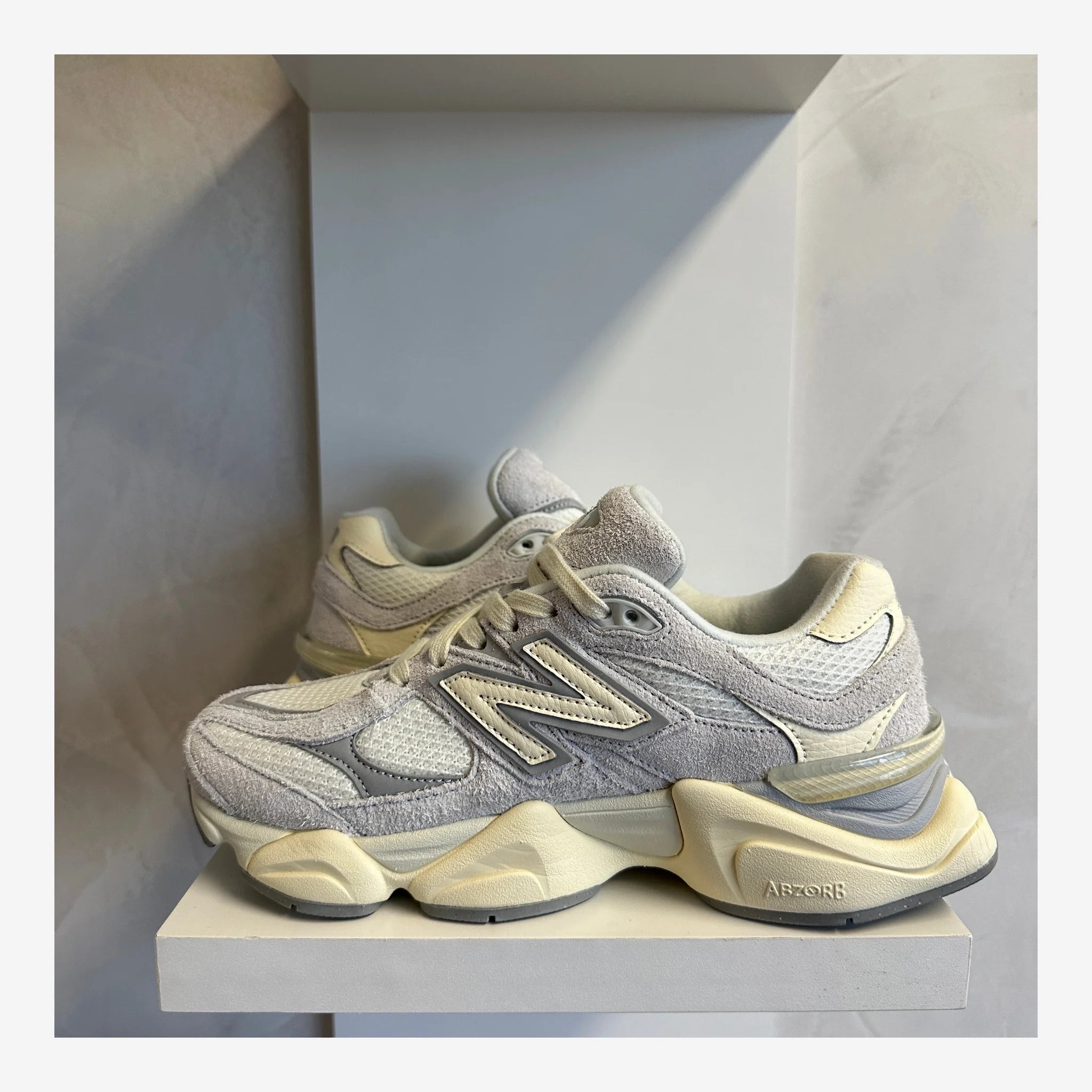 New Balance 9060 Quartz Grey