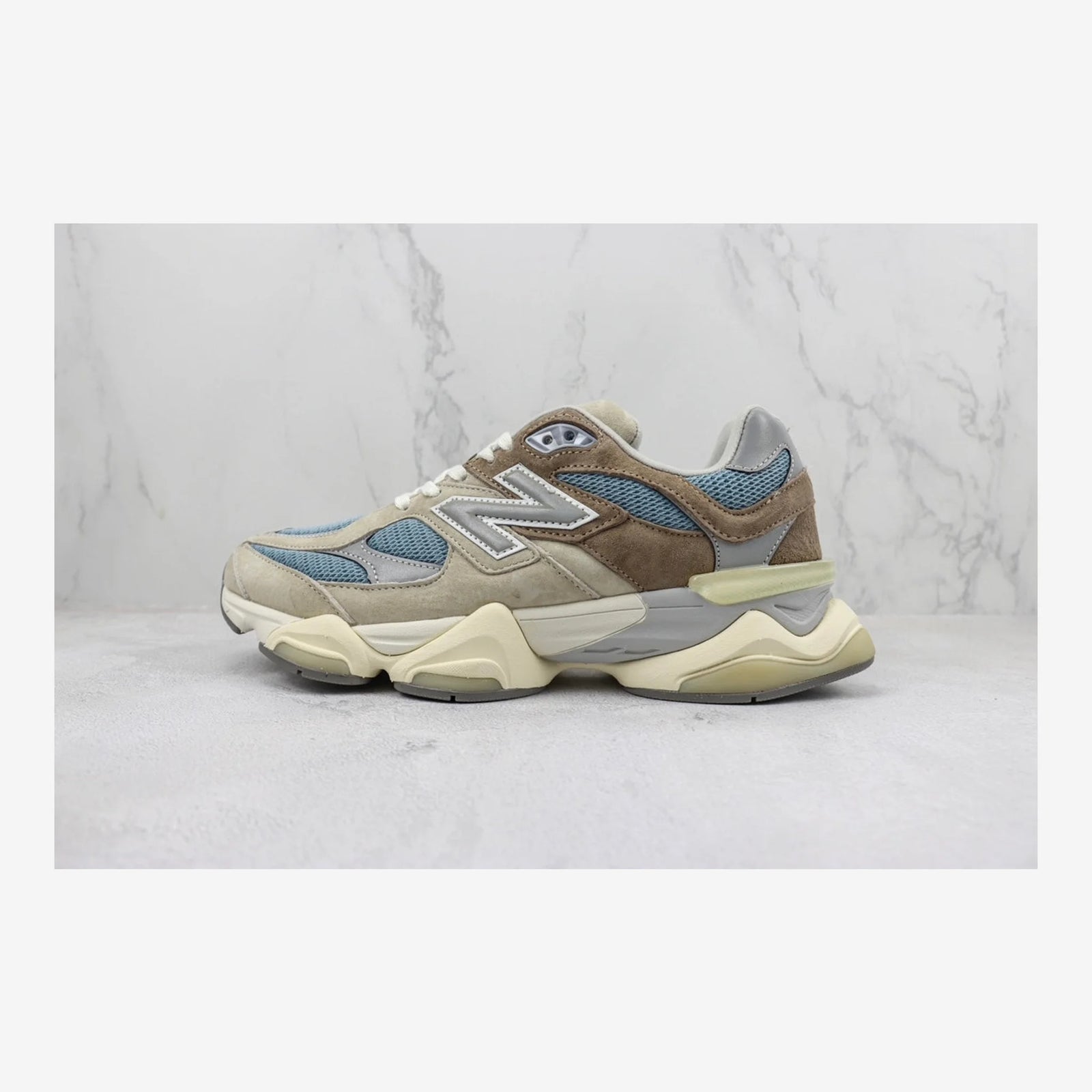 New Balance 9060 Mushroom