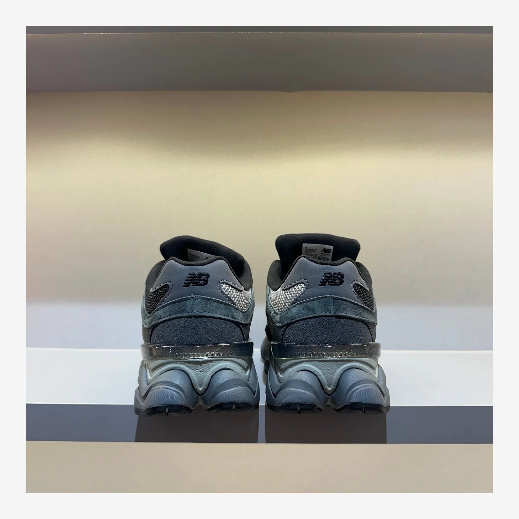 New Balance 9060 Black Castlerock (Pronta Entrega)