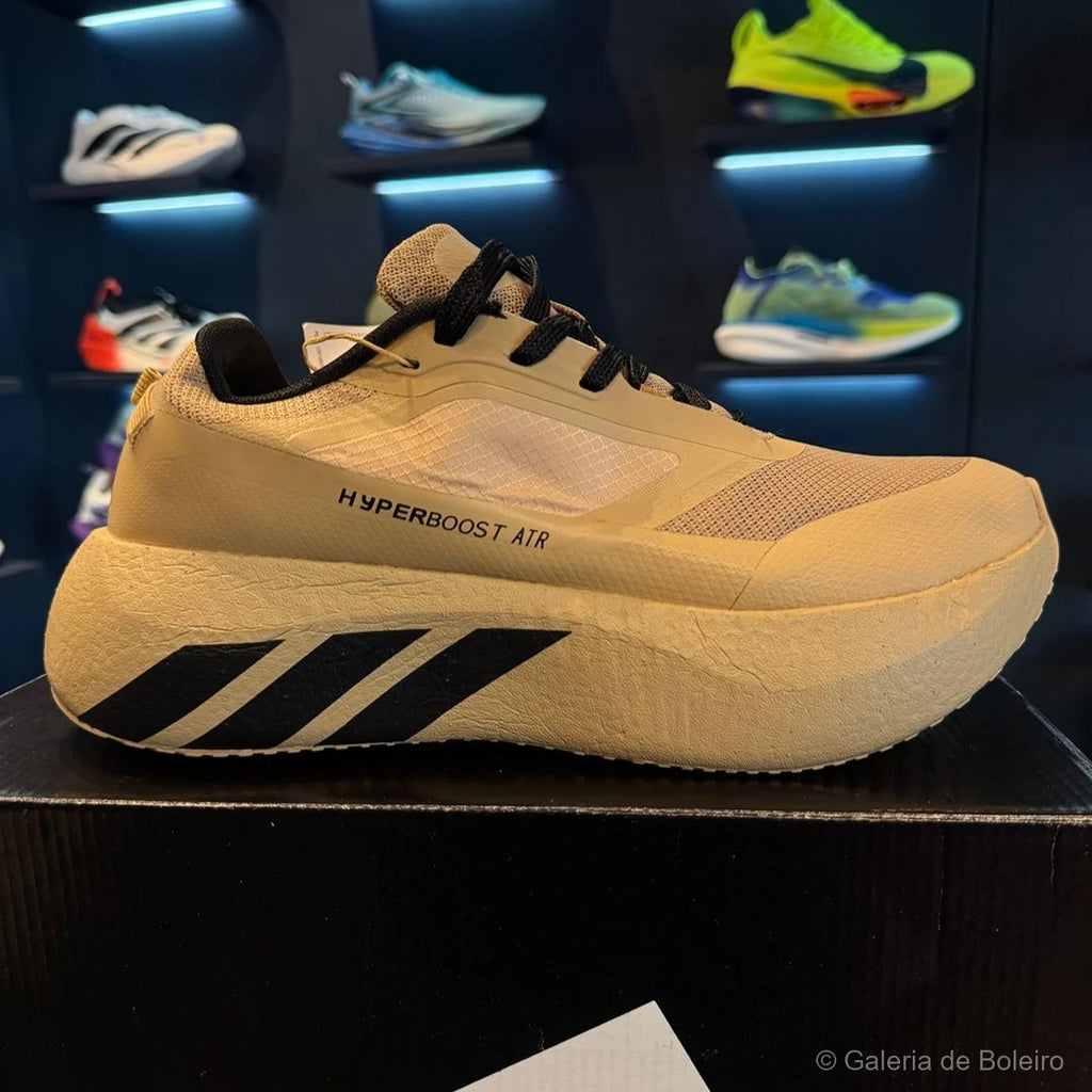 Adidas Tênis Hyperboost ATR Bege