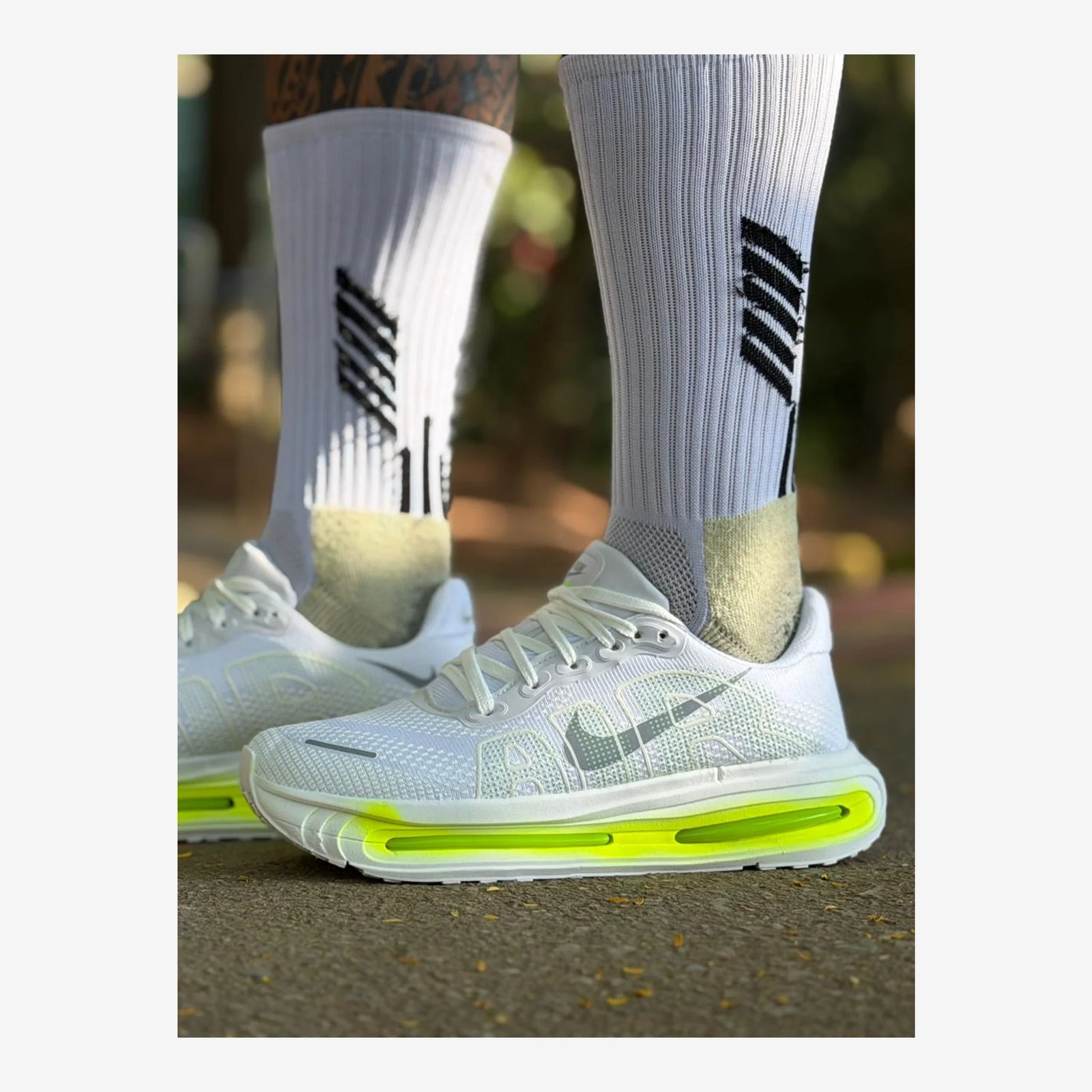 Tênis Nike Vomero Air Premium - Branco/Verde