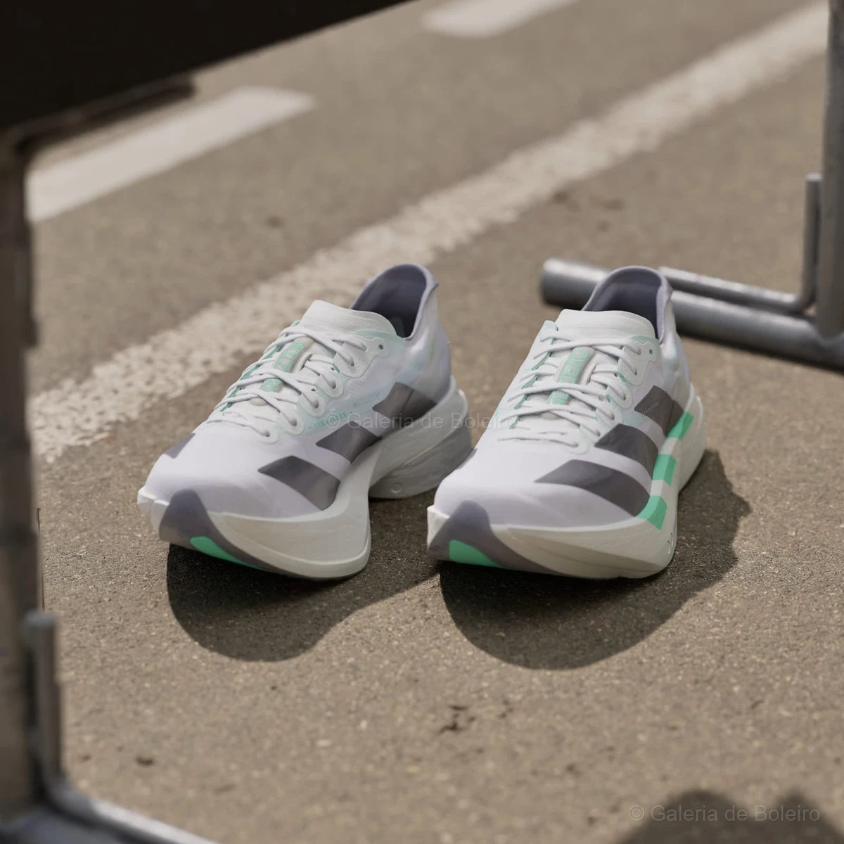 Adidas Tênis Adizero Adios Pro 4 Cloud White