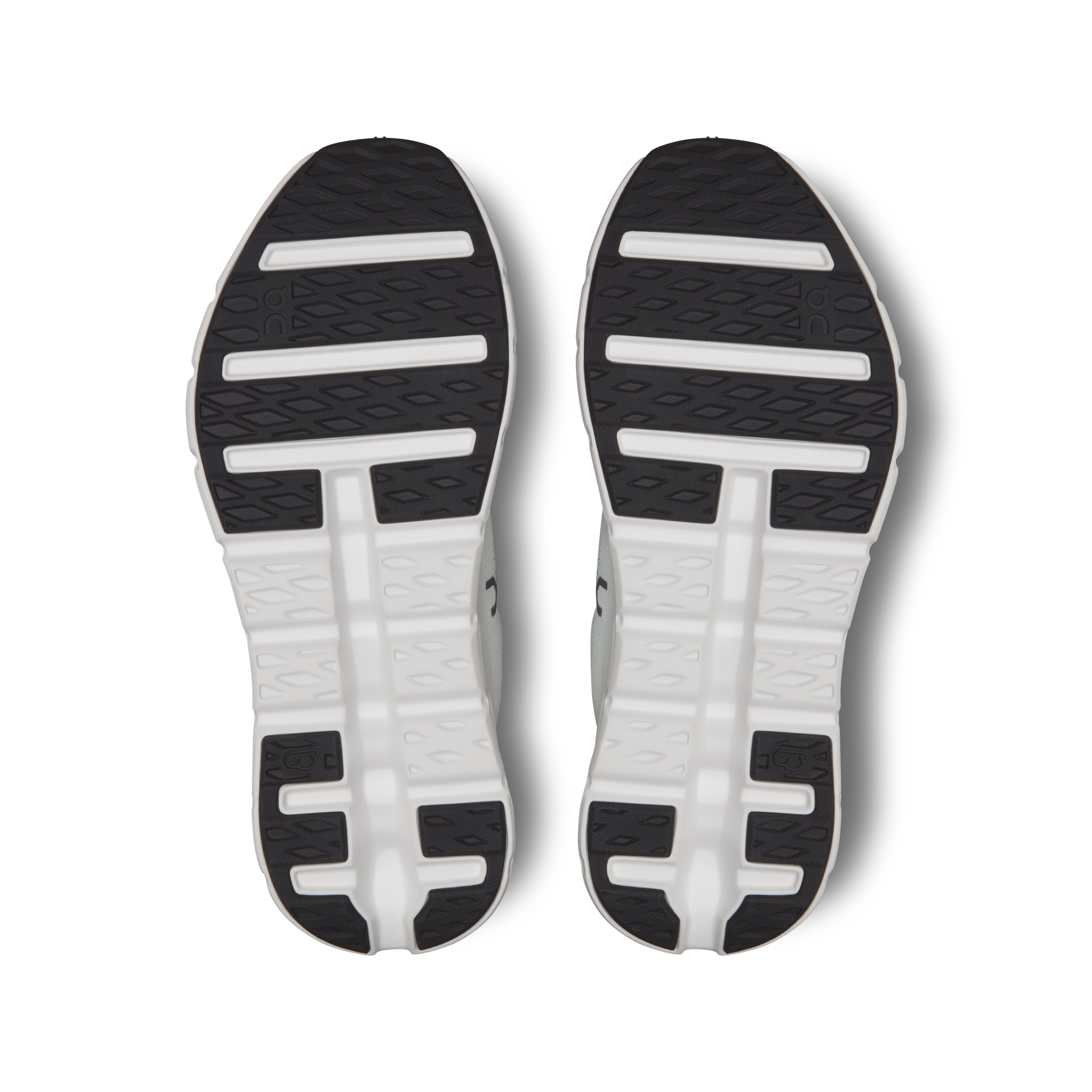 On Cloudtilt Preto Ivory