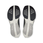 On Cloudboom Strike Feminino Black White