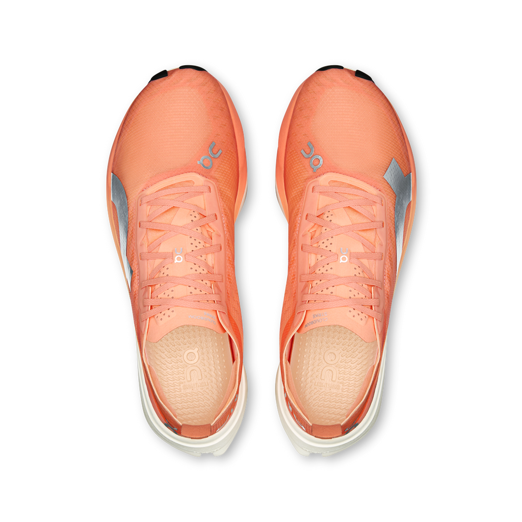 On Cloudboom Strike Masculino Sunstone White