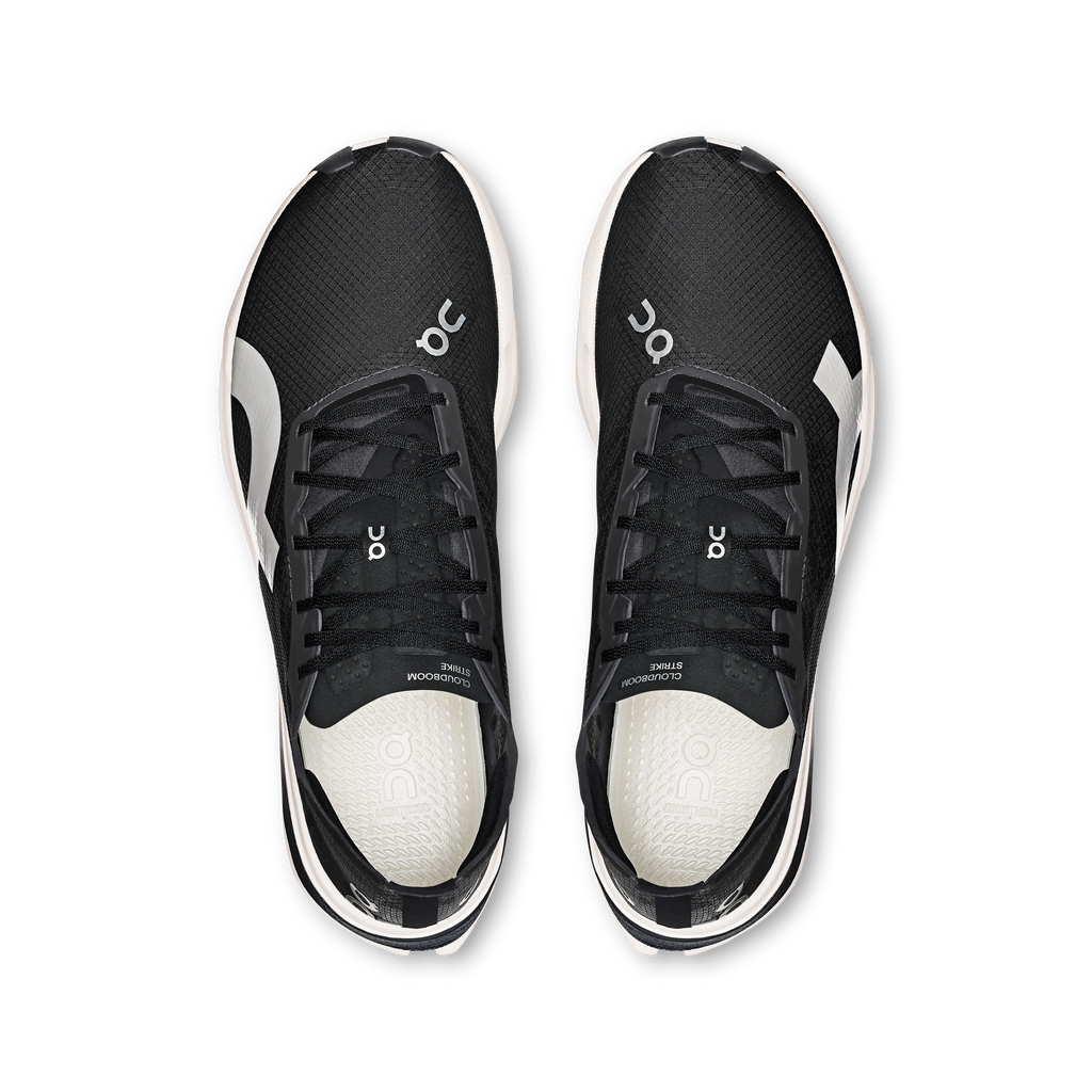 On Cloudboom Strike Masculino Black White