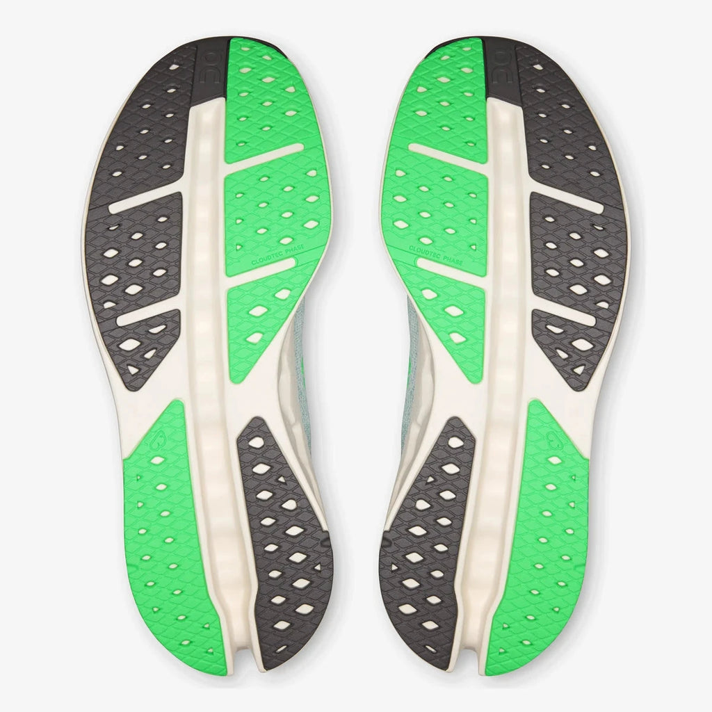 On Cloudsurfer Max Brook Ivory