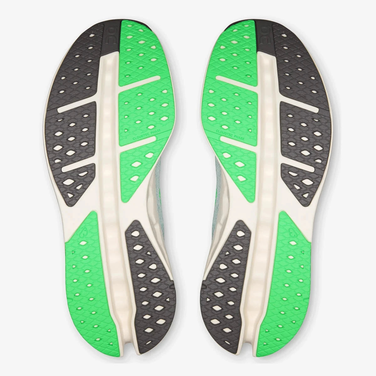On Cloudsurfer Max Brook Ivory