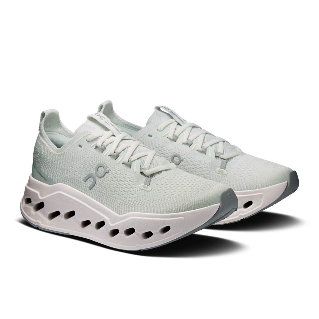 On Cloudsurfer Max Iceberg Ivory