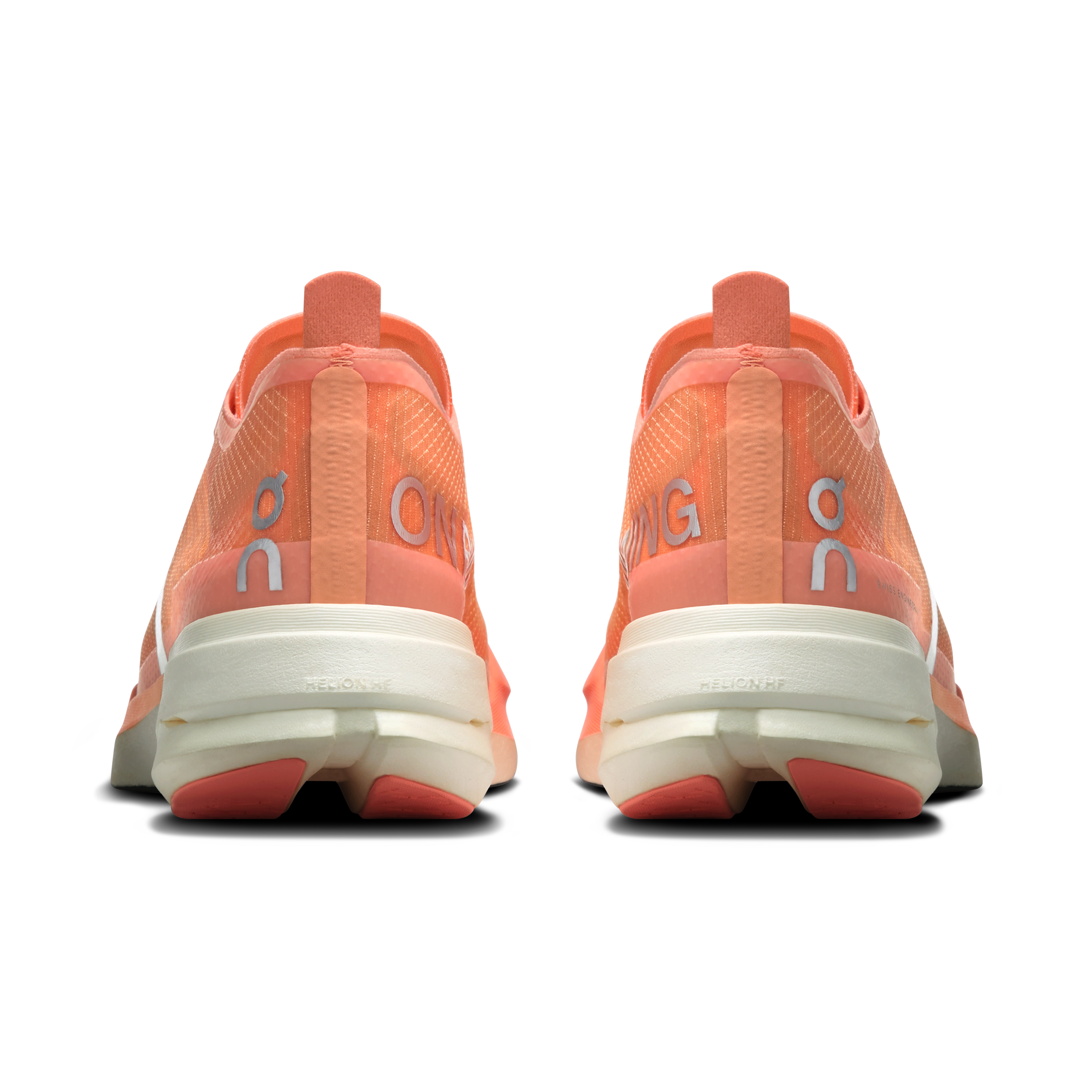 On Cloudboom Strike Feminino Sunstone White