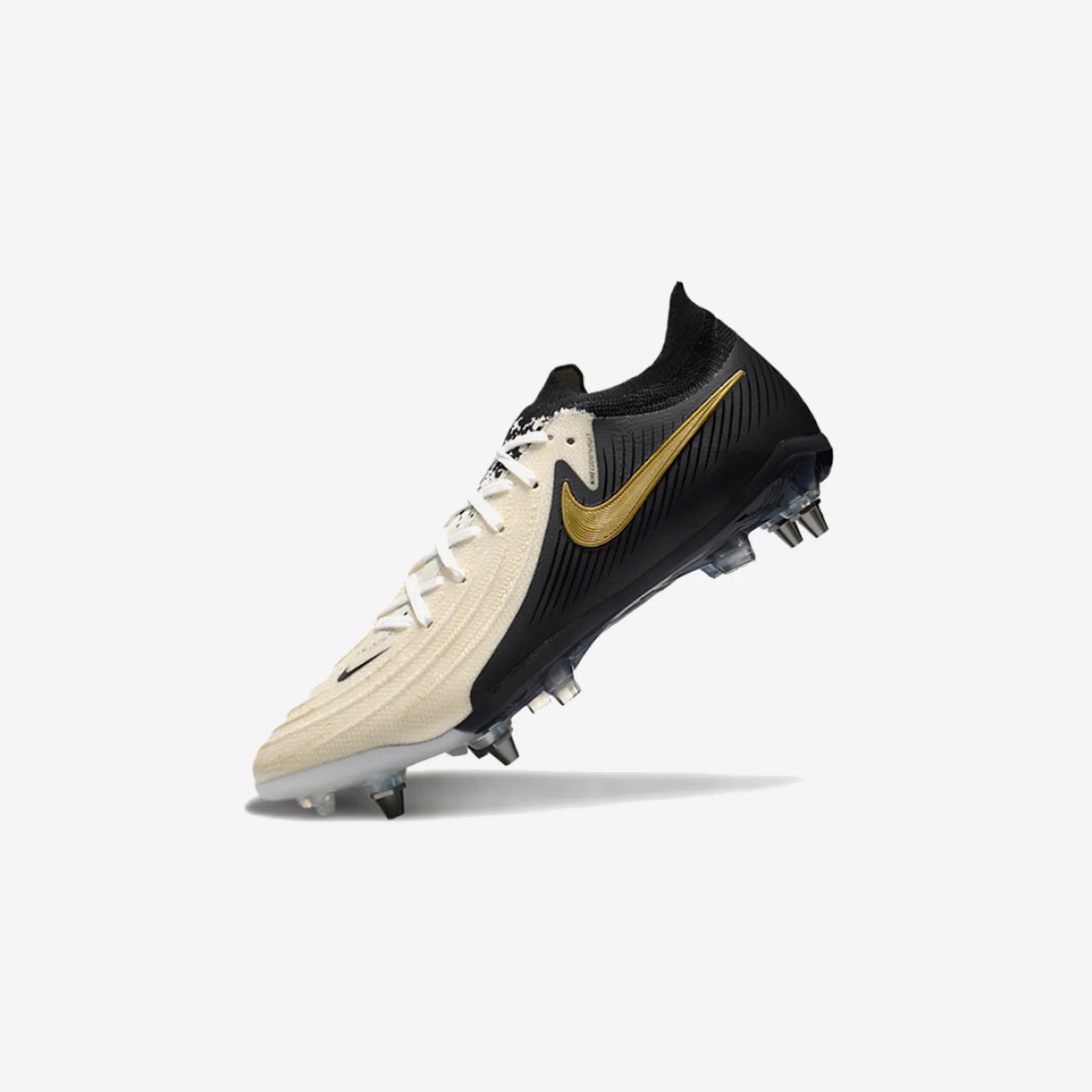 Chuteira Campo Nike Phantom Luna Elite (Sg)