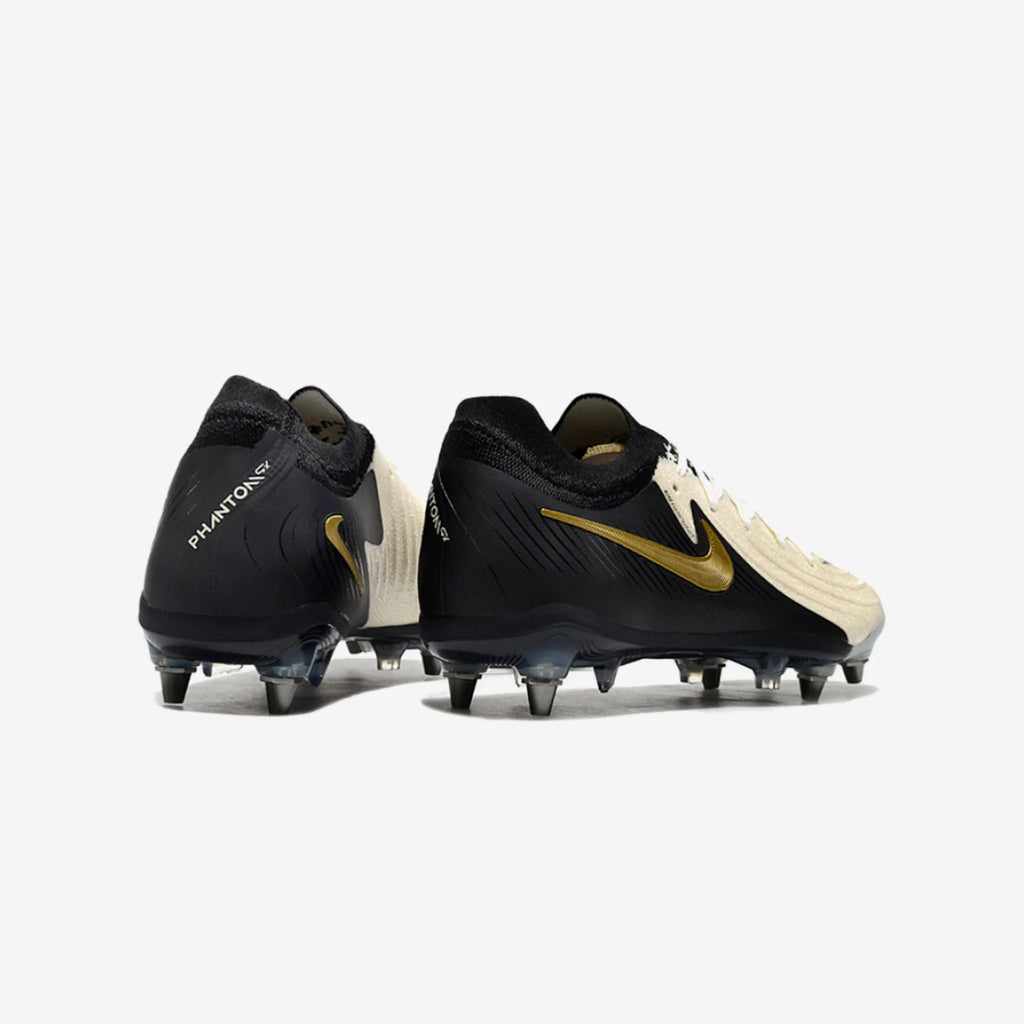 Chuteira Campo Nike Phantom Luna Elite (Sg)