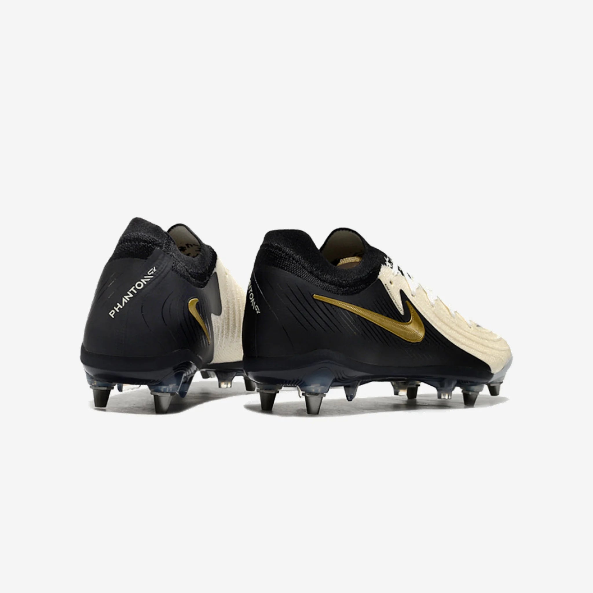 Chuteira Campo Nike Phantom Luna Elite (Sg)