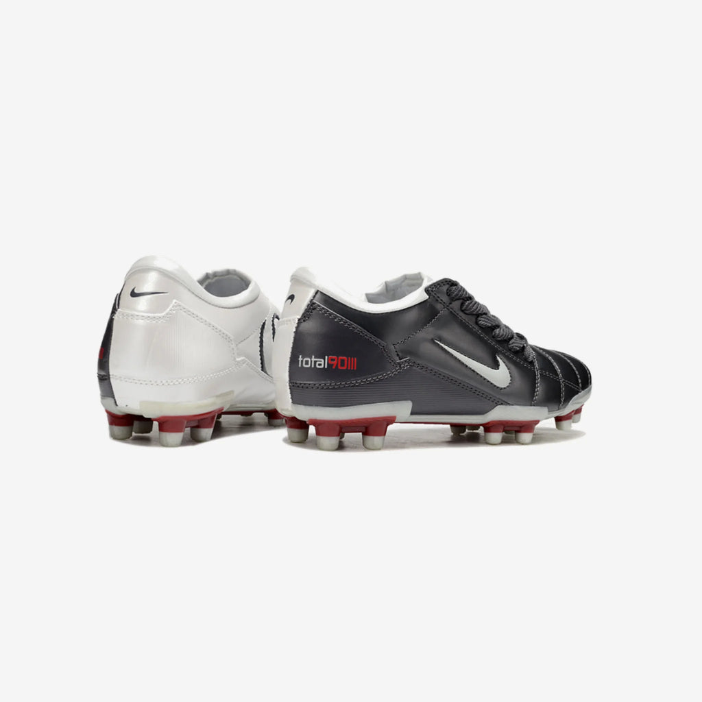 Chuteira Campo Nike Total 90 [Fg]