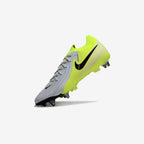 Chuteira Campo Nike Phantom Luna Elite (Sg)