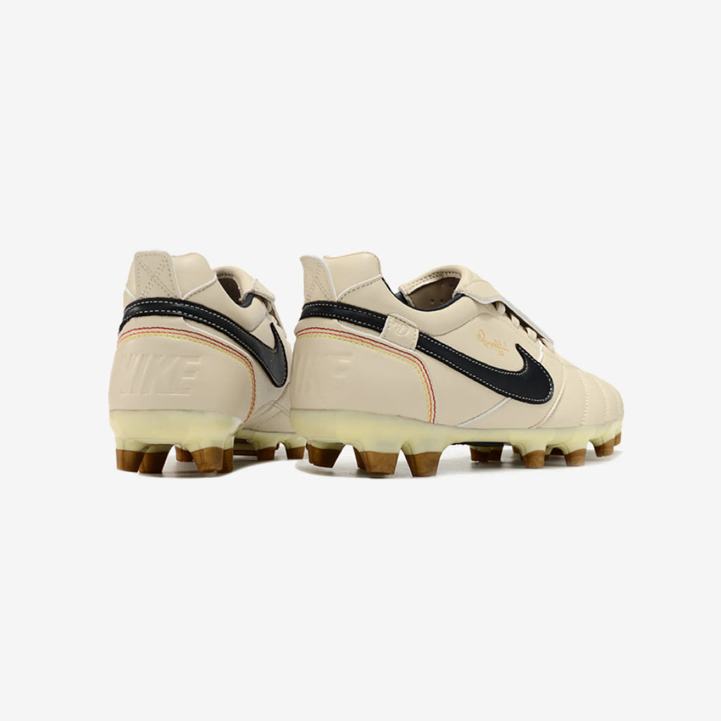 Chuteira Campo Nike Tiempo Legend R10 (Fg)