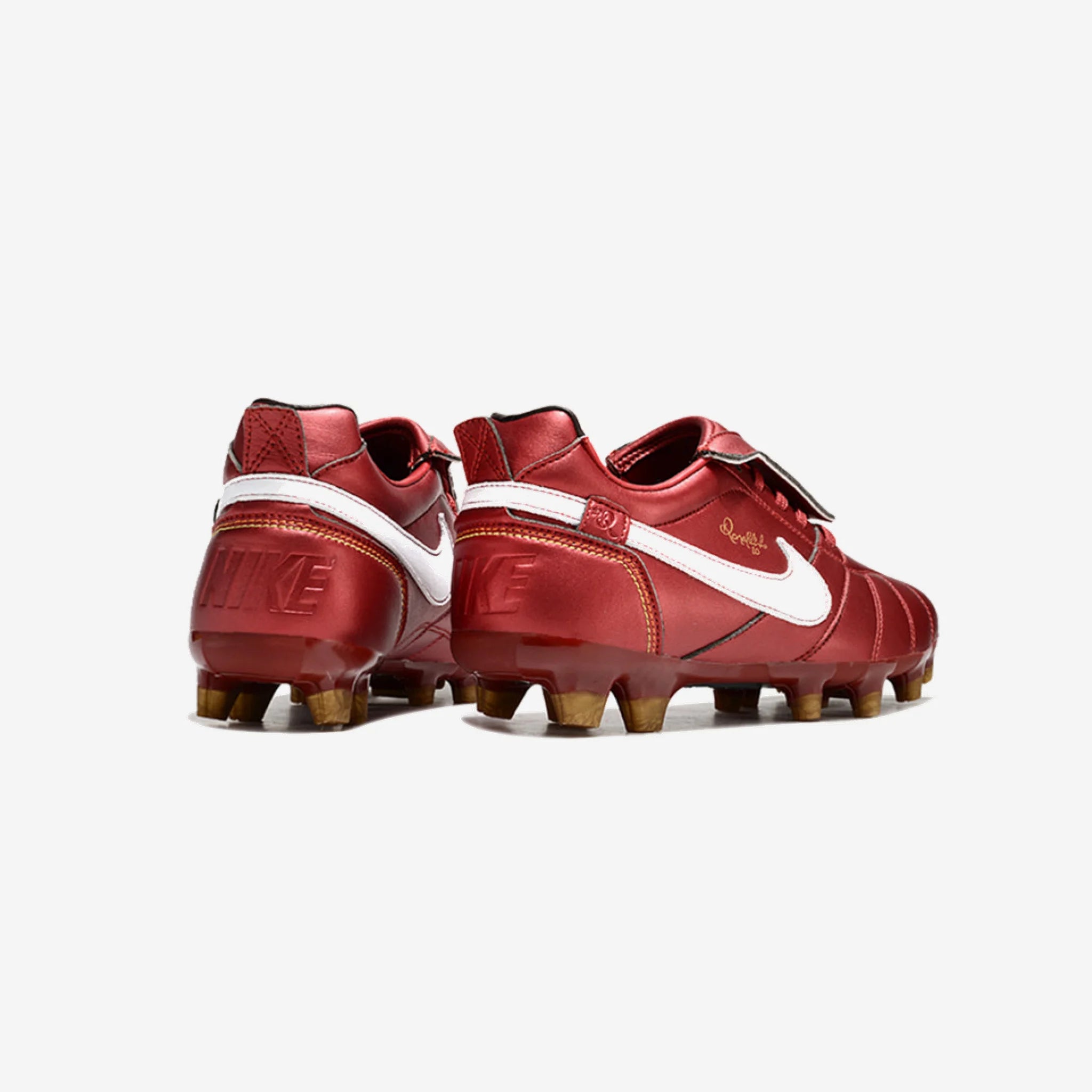 Chuteira Campo Nike Tiempo Legend R10 (Fg)