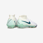 Chuteira Campo Nike Phantom Luna Elite Fg