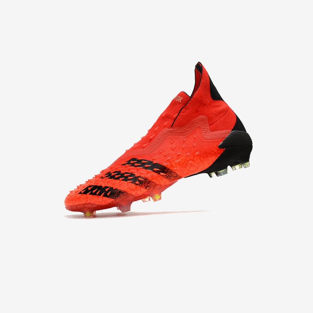 Chuteira Campo Adidas Predator Freak + Fg